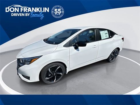 New 2025 Nissan Versa SR w/ Trunk Package image 1