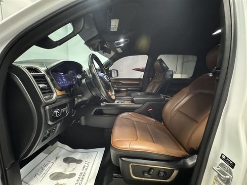 Used 2023 RAM 1500 Limited AWD/4WD image 18