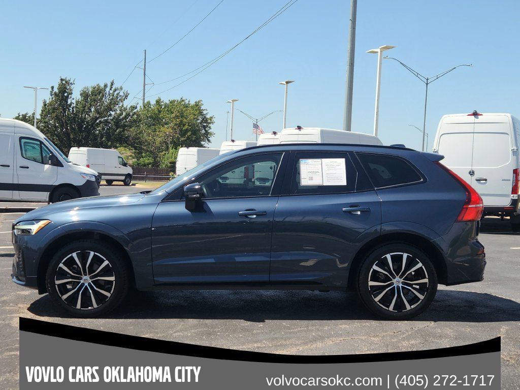 Certified 2024 Volvo XC60 B5 Plus w/ Protection Package Premier AWD/4WD image 3