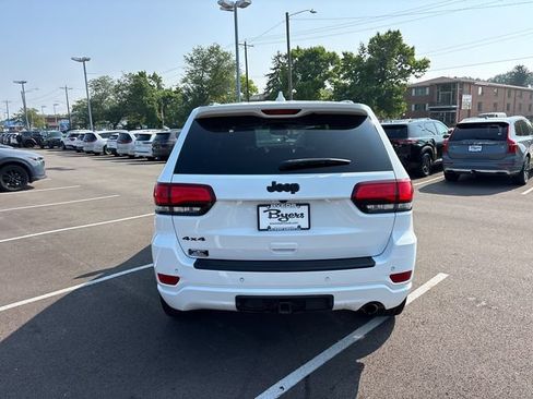 Used 2019 Jeep Grand Cherokee Altitude AWD/4WD image 30