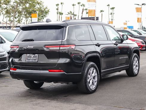 Used 2022 Jeep Grand Cherokee L Limited AWD/4WD image 4