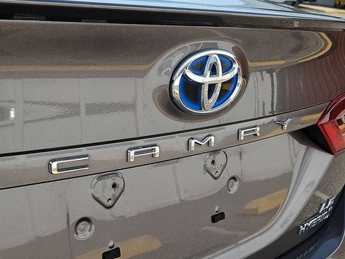 Used 2022 Toyota Camry LE FWD image 31