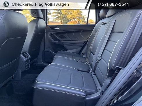 Used 2023 Volkswagen Tiguan SEL R-Line image 26