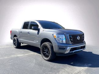 Used 2021 Nissan Titan SV video 2