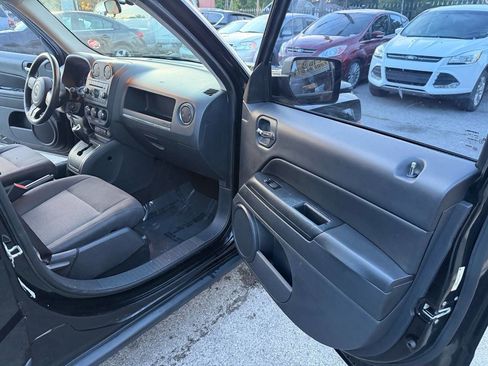 Used 2012 Jeep Patriot Latitude FWD image 18
