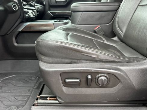 Used 2019 GMC Sierra 1500 SLT image 12