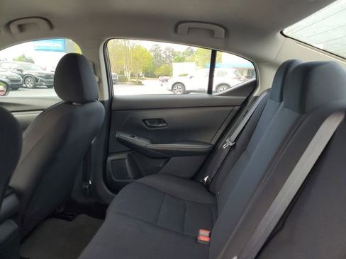 Used 2024 Nissan Sentra S image 11