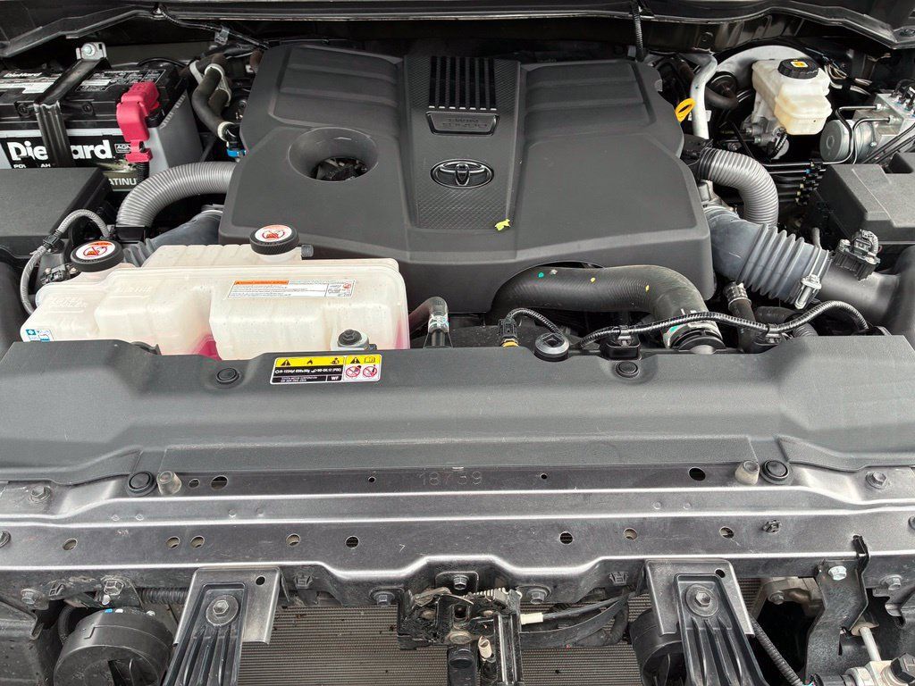 Used 2023 Toyota Tundra SR5 AWD/4WD image 33