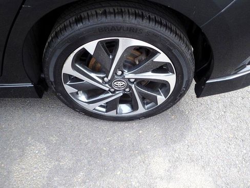 Used 2018 Toyota Corolla iM image 24