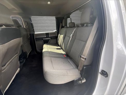 Used 2016 Ford F150 XLT AWD/4WD image 21