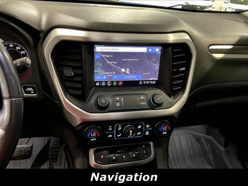 Used 2020 GMC Acadia SLT FWD image 5