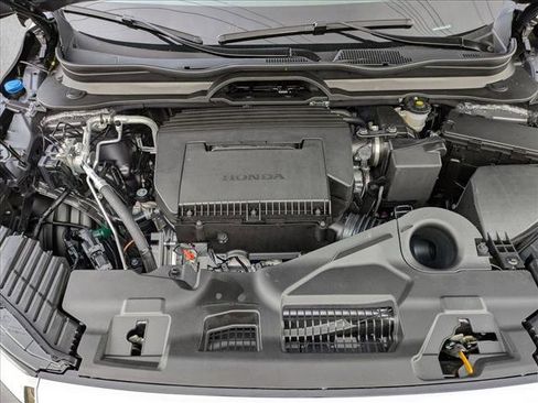 New 2025 Honda Pilot Touring image 17