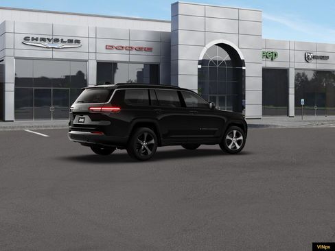 New 2026 Jeep Grand Cherokee L Limited RWD image 8