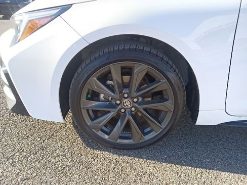 Used 2025 Toyota Corolla SE image 10