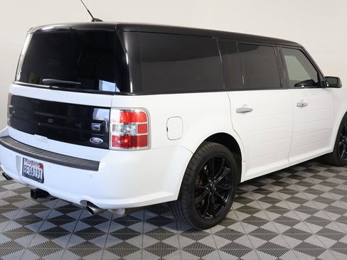 Used 2018 Ford Flex SEL w/ Equipment Group 202A image 3