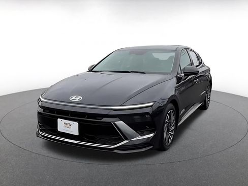 Used 2025 Hyundai Sonata SEL FWD image 6