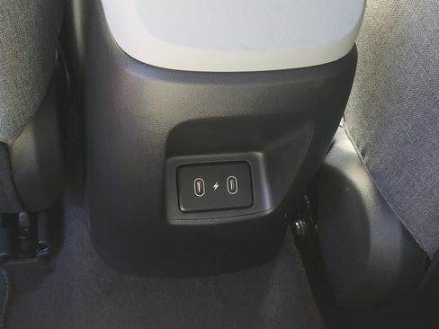 New 2026 Hyundai Elantra Limited FWD image 12