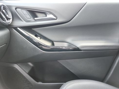 Used 2025 Chevrolet Equinox LT w/ Convenience Package II AWD/4WD image 32