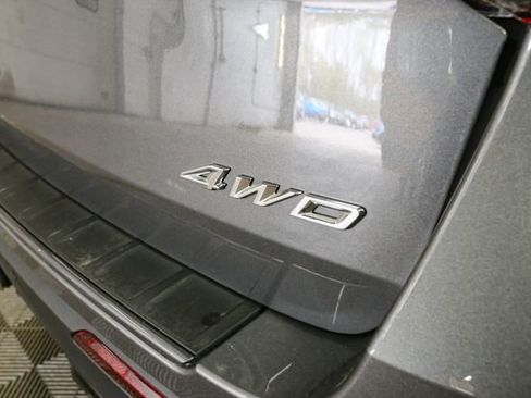 Used 2023 Ford Explorer ST-Line w/ Class IV Trailer Tow Package AWD/4WD image 10