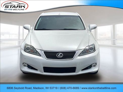 Used 2011 Lexus IS 350C w/ Luxury Pkg RWD image 2