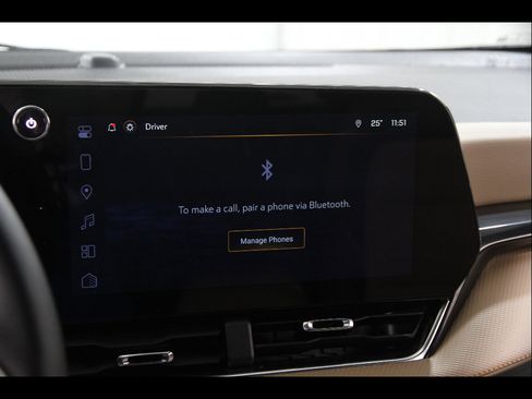 Used 2026 Chevrolet Equinox ACTIV AWD/4WD image 12