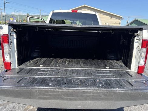 Used 2017 Ford F250 XLT AWD/4WD image 37