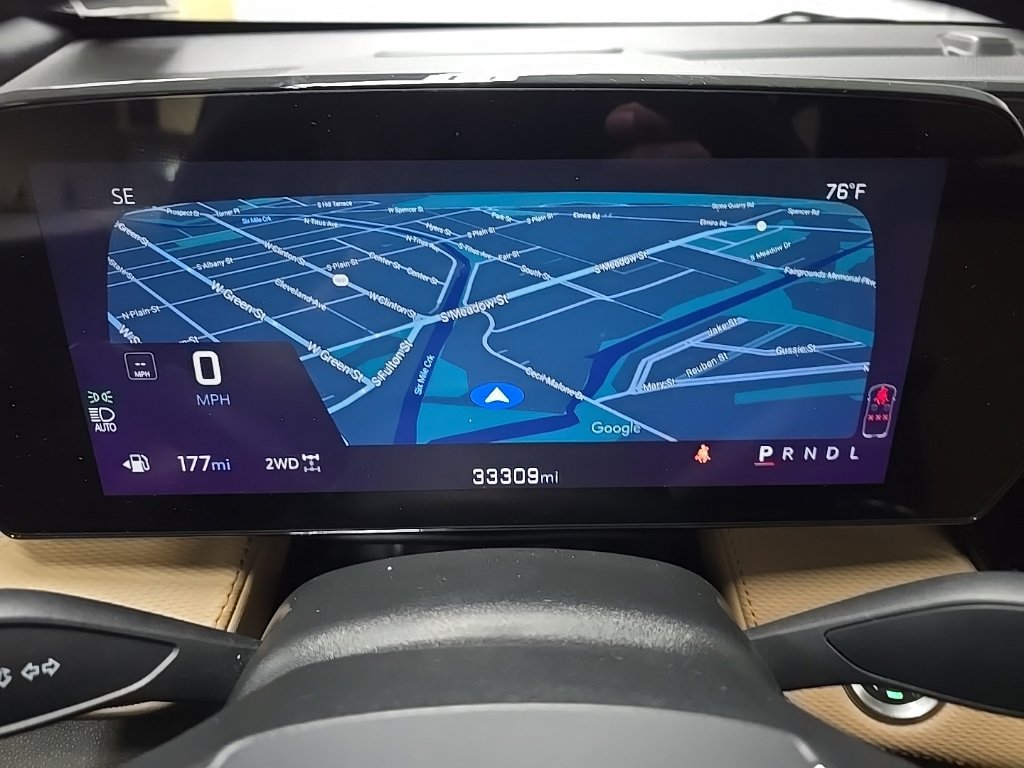 Used 2025 Chevrolet Equinox ACTIV w/ Safety and Technology Package AWD/4WD image 23