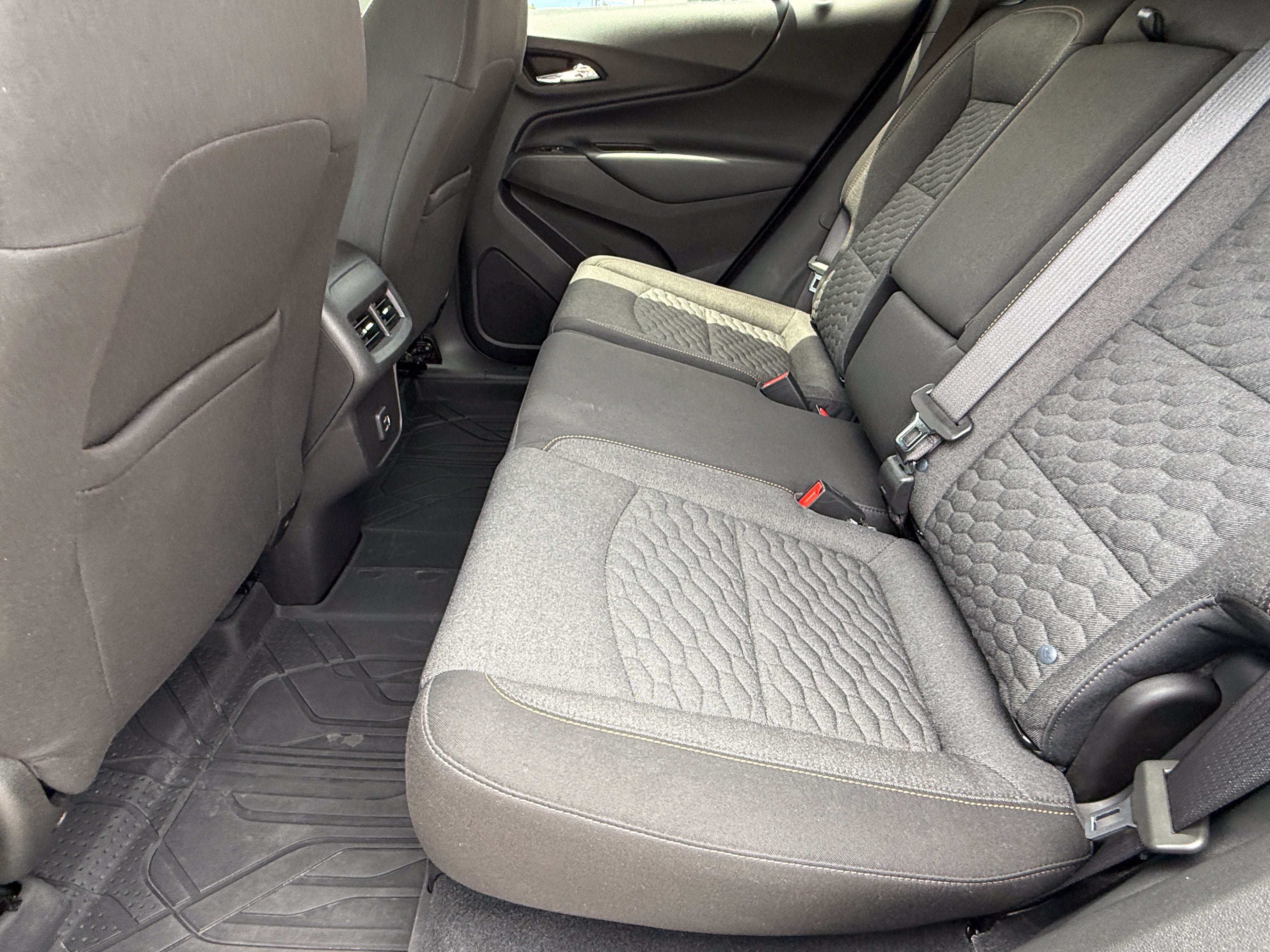 Used 2021 Chevrolet Equinox LT AWD/4WD image 19