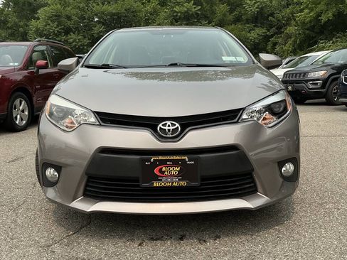 Used 2014 Toyota Corolla LE FWD image 4