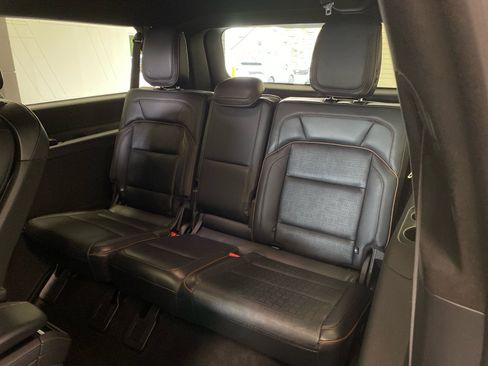 Certified 2026 Lincoln Navigator L Black Label AWD/4WD image 14