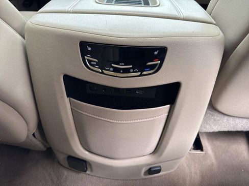 Used 2019 Cadillac Escalade Luxury image 31