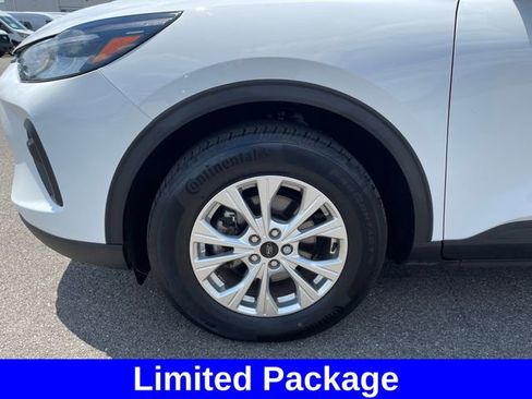 Used 2023 Ford Escape Active AWD/4WD image 24