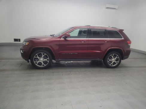Used 2018 Jeep Grand Cherokee Limited RWD image 2