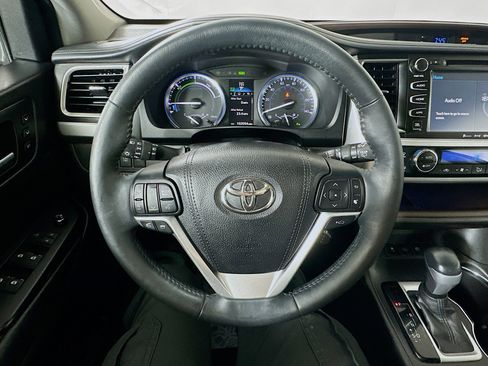 Used 2016 Toyota Highlander Limited Platinum AWD/4WD image 11