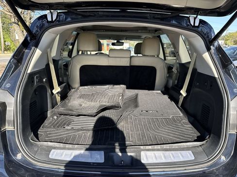 Used 2019 INFINITI QX60 Luxe w/ Sensory Package image 23