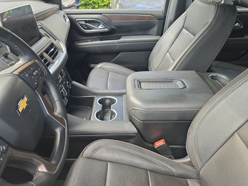 Used 2023 Chevrolet Tahoe High Country image 15