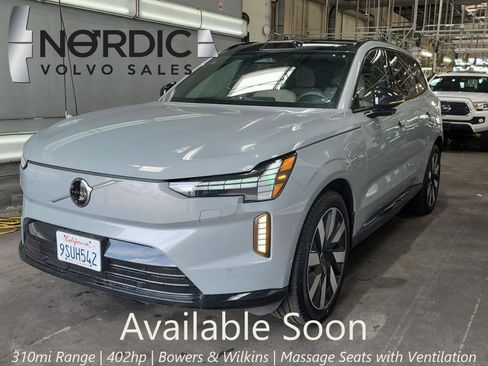 Used 2025 Volvo EX90 Ultra AWD/4WD image 1