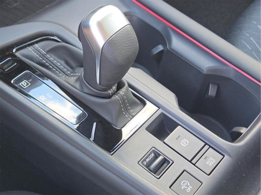 New 2026 Nissan Sentra SV w/ SV Convenience Package FWD image 23