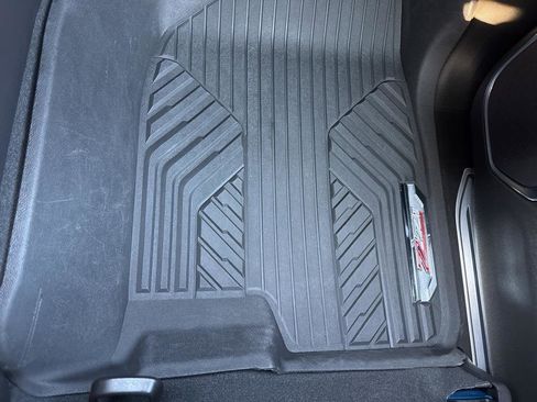 Used 2024 Chevrolet Silverado 1500 LT Trail Boss image 27