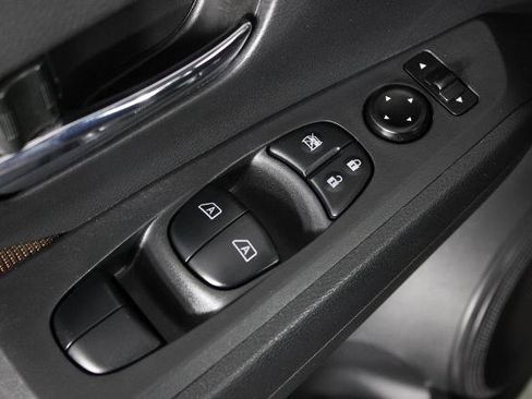 Certified 2023 Nissan Kicks SR w/ Interior Electronics Package FWD image 21