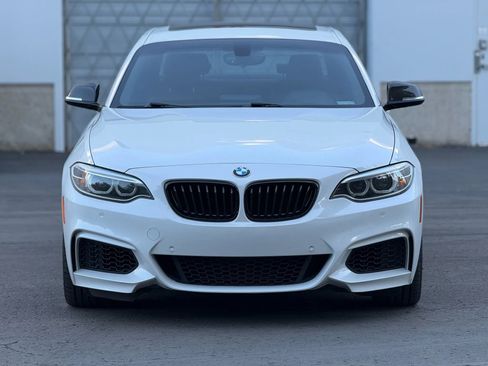 Used 2017 BMW M240i Coupe image 6