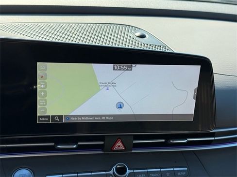 Used 2024 Hyundai Elantra SEL w/ Convenience Package image 16