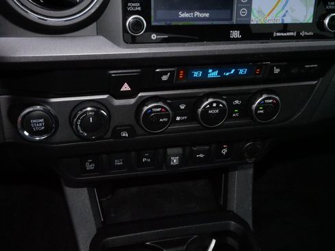 Used 2023 Toyota Tacoma TRD Sport image 23