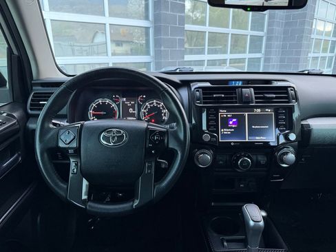 Used 2021 Toyota 4Runner TRD Off-Road image 34