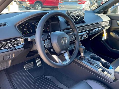 Certified 2025 Honda Civic Sport Touring image 8