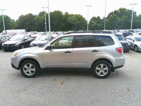 Used 2012 Subaru Forester 2.5X w/ Alloy Wheel Pkg image 3