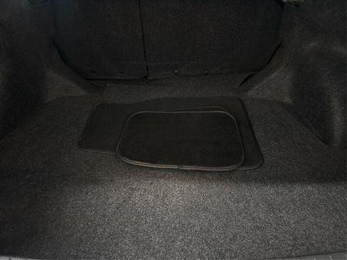Used 2019 Toyota Corolla LE FWD image 12