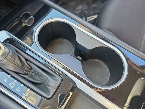 Used 2024 Nissan Altima 2.5 SV image 22