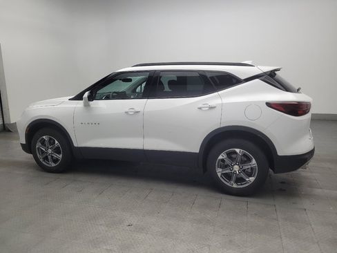 Used 2024 Chevrolet Blazer LT w/ Convenience Package FWD image 3