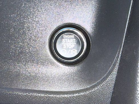 Used 2011 Dodge Challenger R/T w/ Electronics Convenience Group RWD image 31